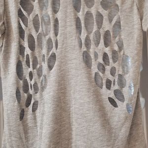 Tee shirt